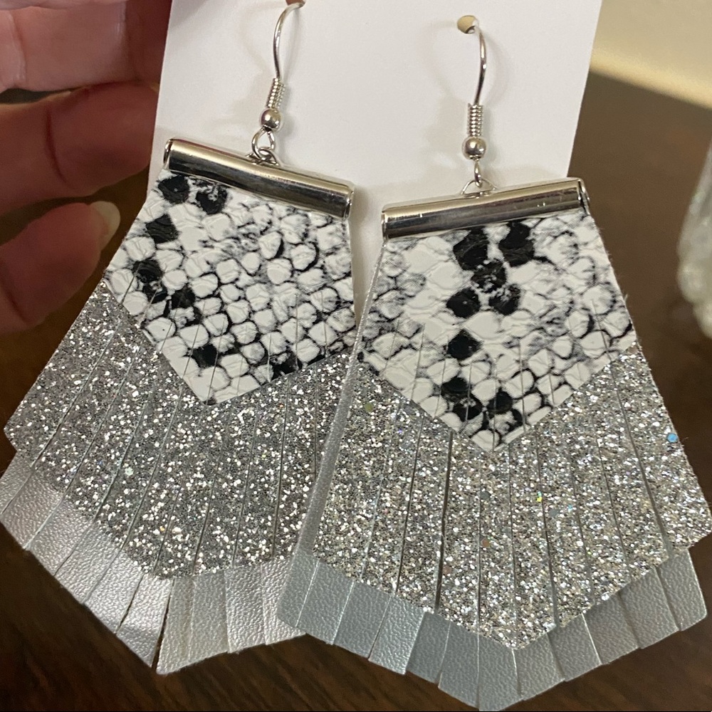 Faux Leather Glitter Snake Pattern Earrings